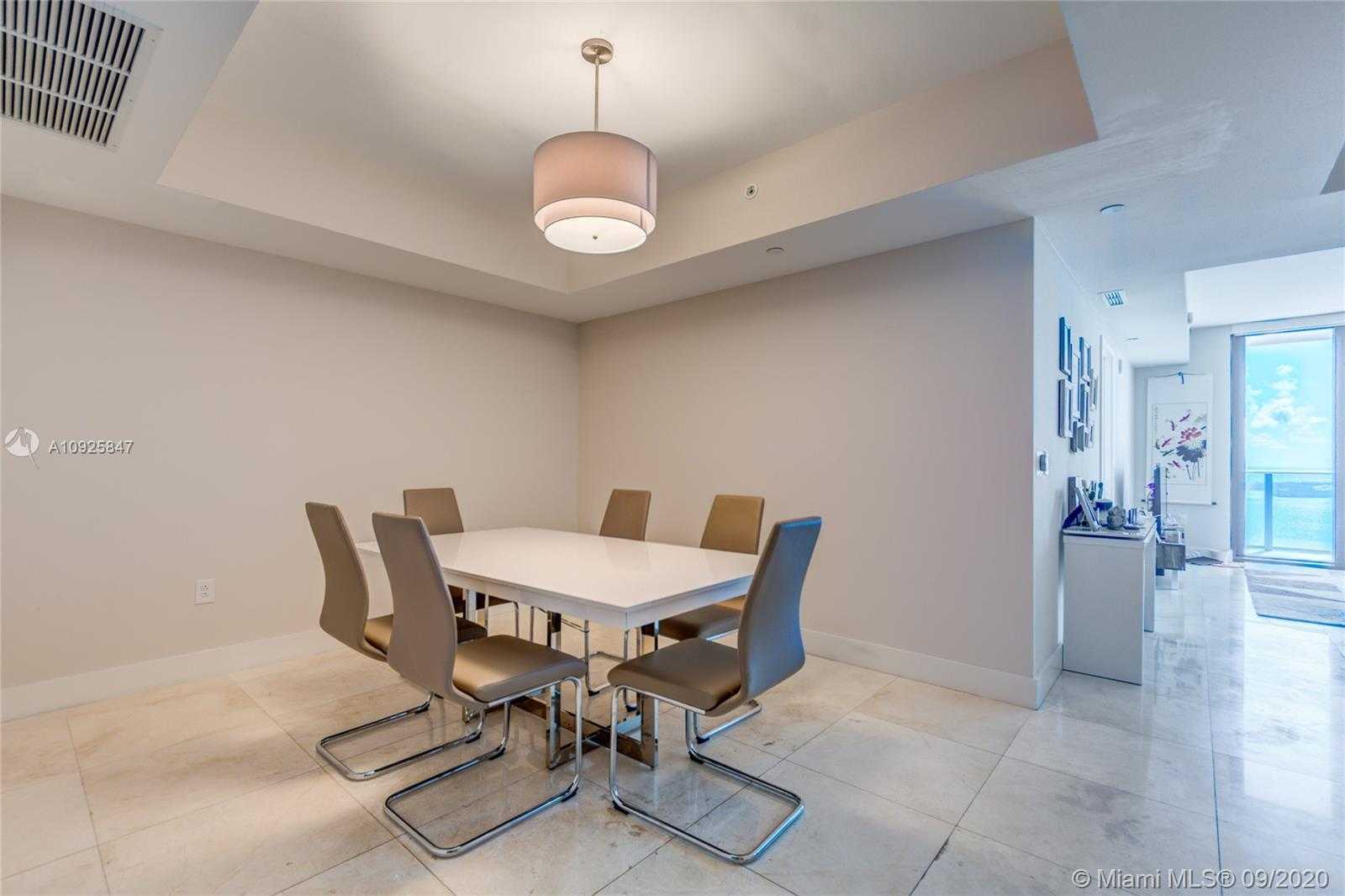 Small Image of 1010 BRICKELL AVE #4603, Miami Number 7