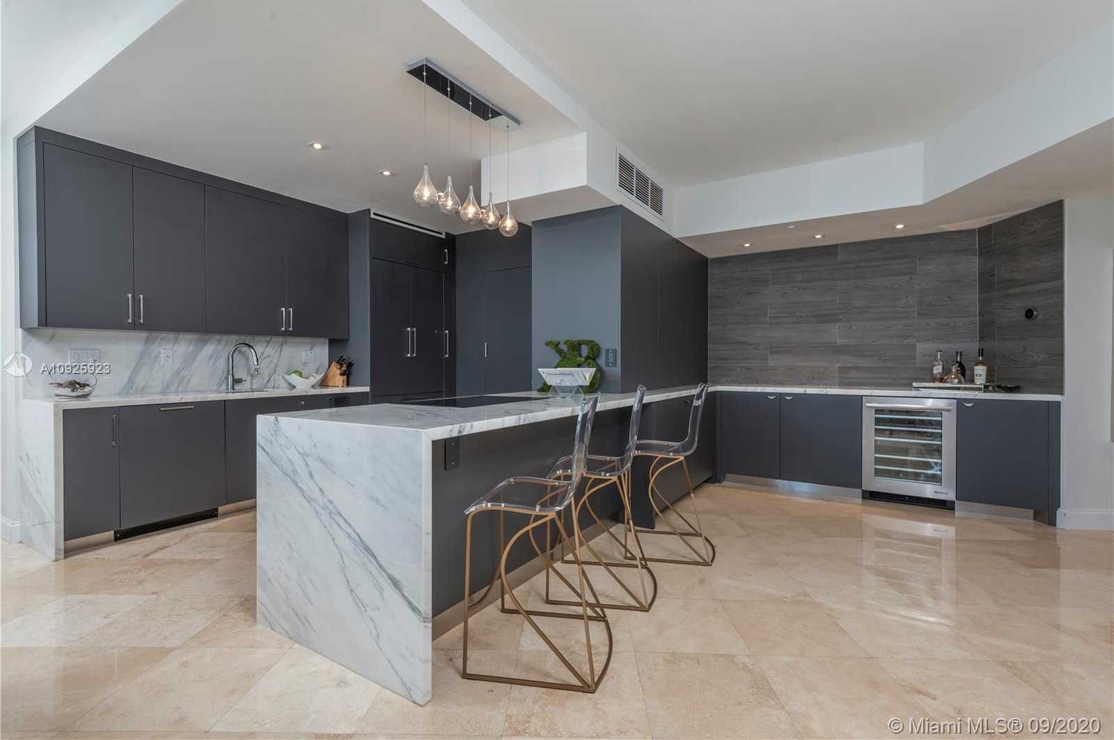 Small Image of 400 ALTON RD #1007, Miami Beach Number 2