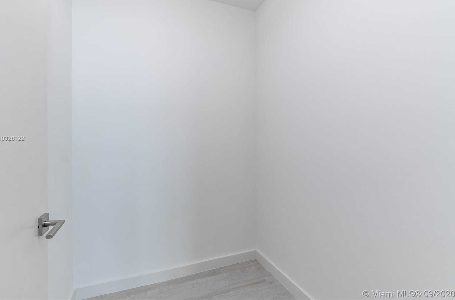 Small Image of 2831 SOUTH BAYSHORE DR #2108, Miami Number 10