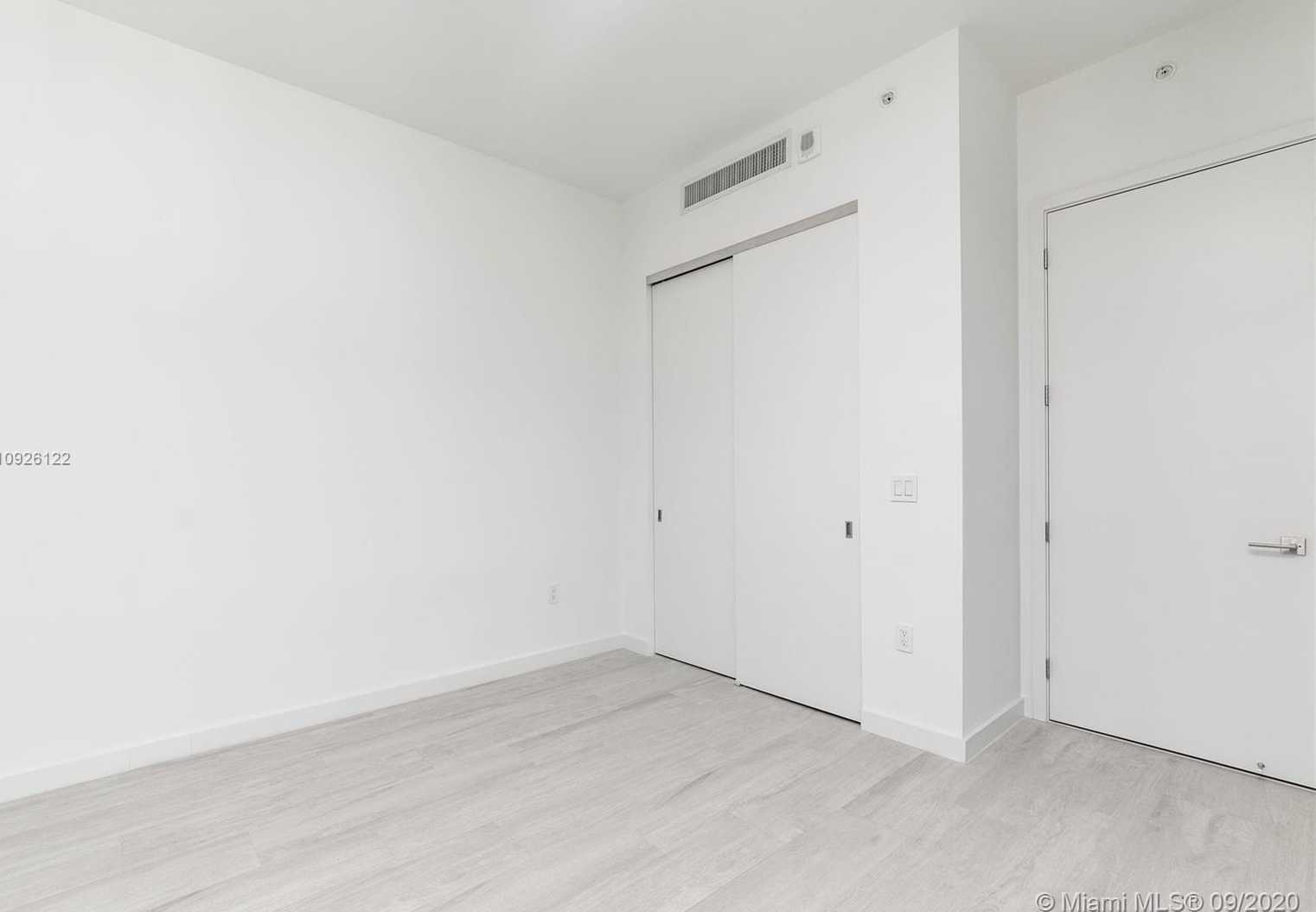 Small Image of 2831 SOUTH BAYSHORE DR #2108, Miami Number 12