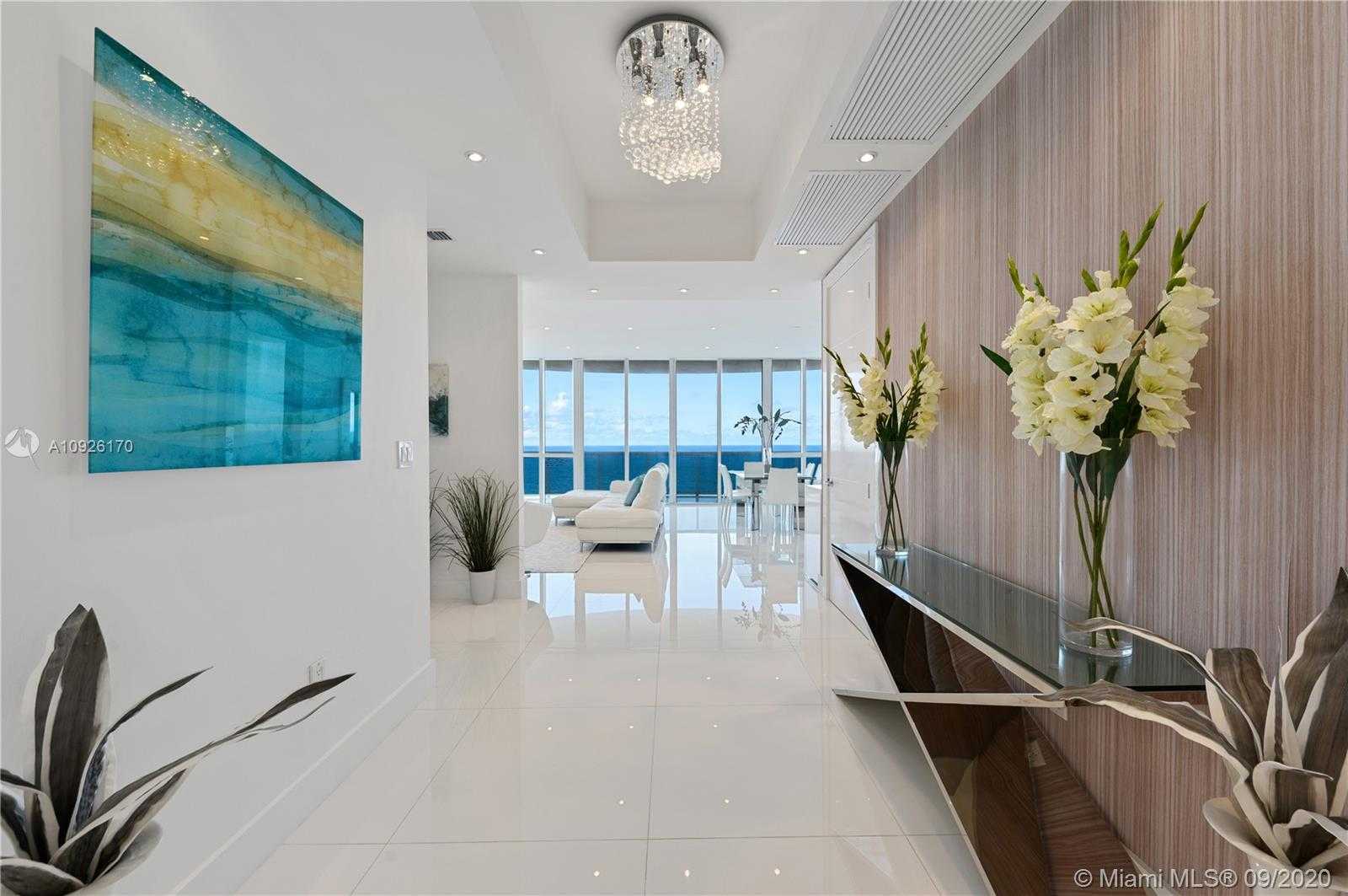Small Image of 15901 COLLINS AVE #1401, Sunny Isles Beach Number 2