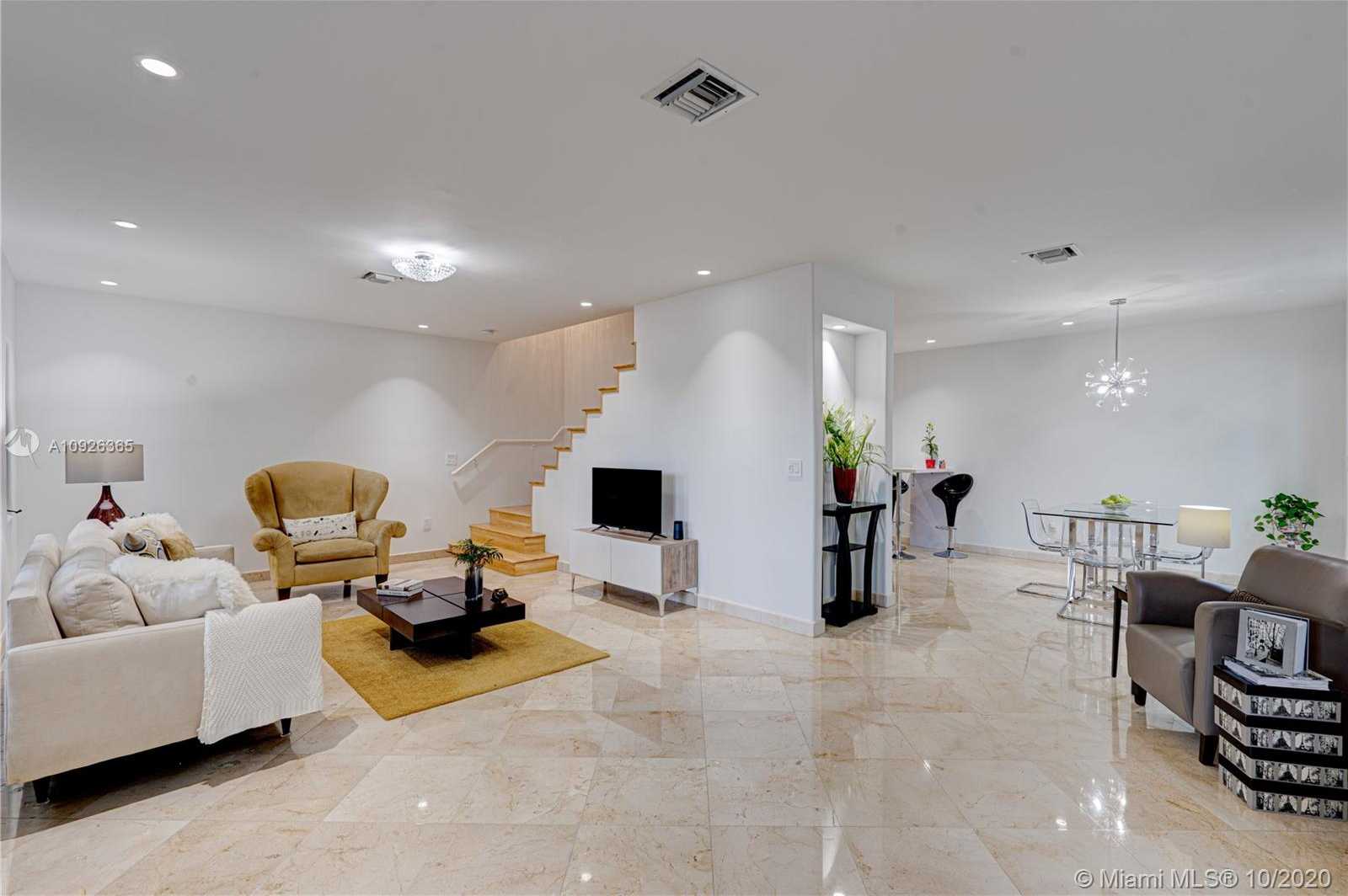 Small Image of 3172 JACKSON AVE #6, Miami Number 10
