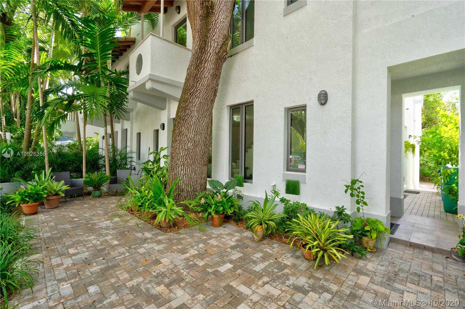 Small Image of 3172 JACKSON AVE #6, Miami Number 2