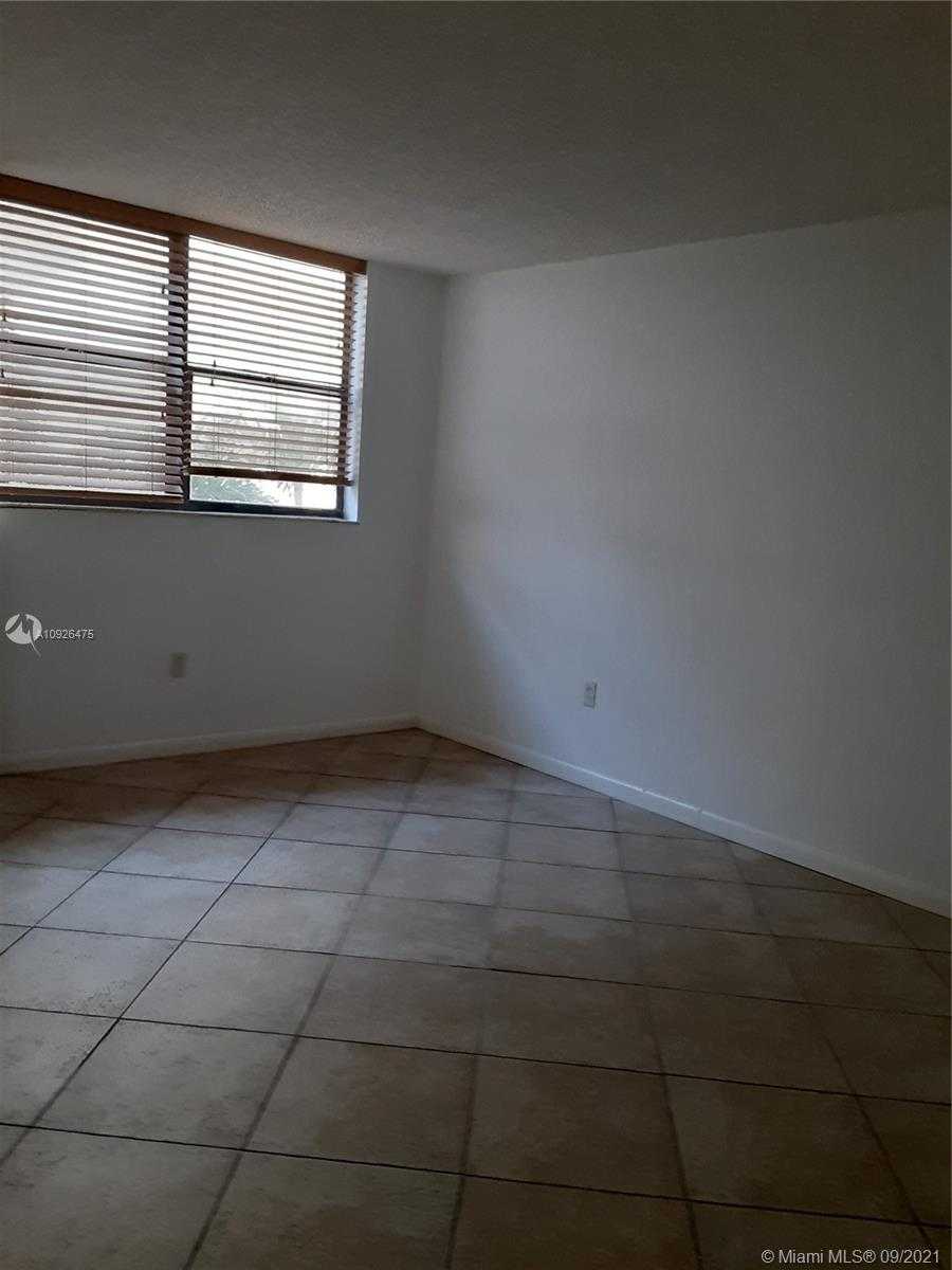 Small Image of 1621 COLLINS AVE #208, Miami Beach Number 11