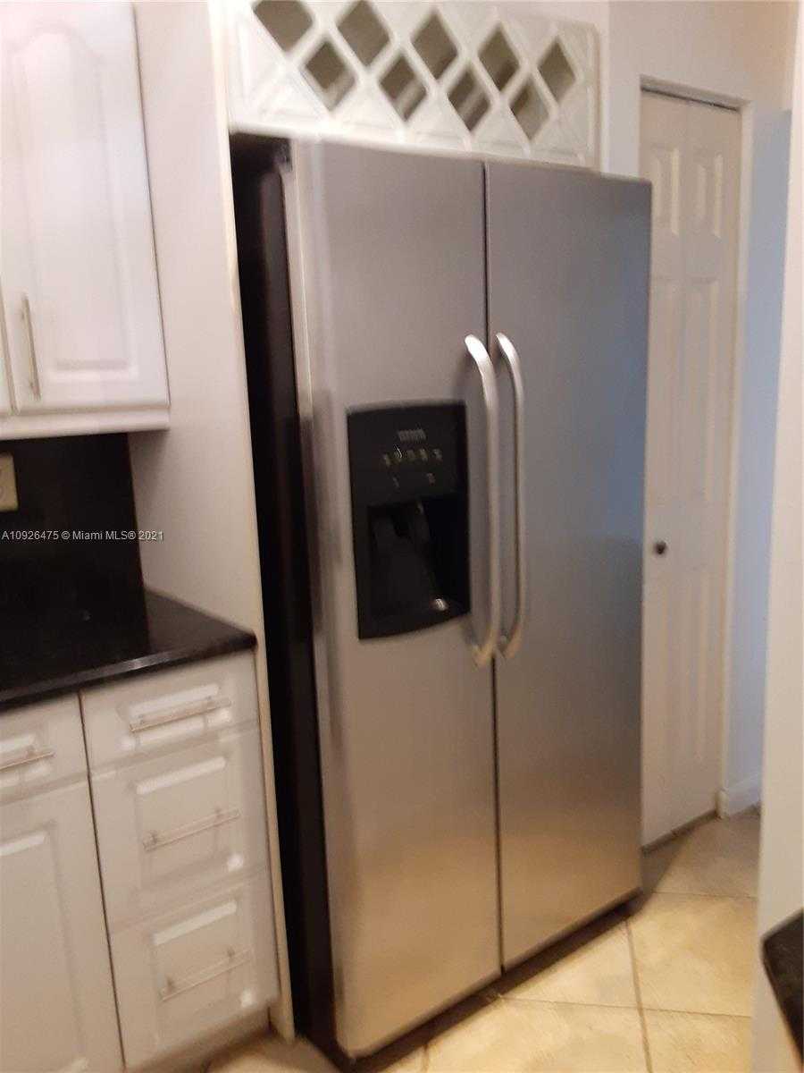 Small Image of 1621 COLLINS AVE #208, Miami Beach Number 15