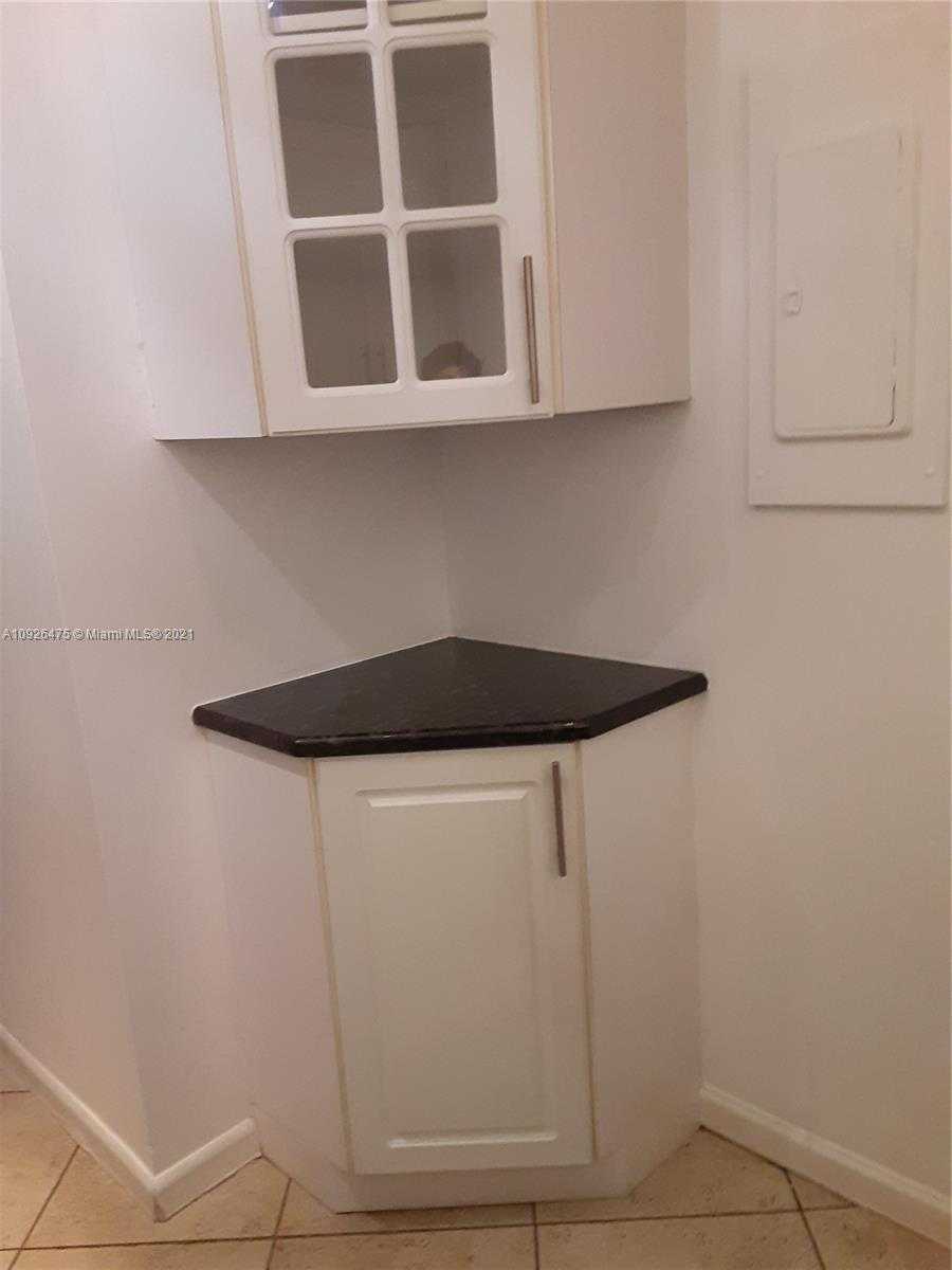 Small Image of 1621 COLLINS AVE #208, Miami Beach Number 18