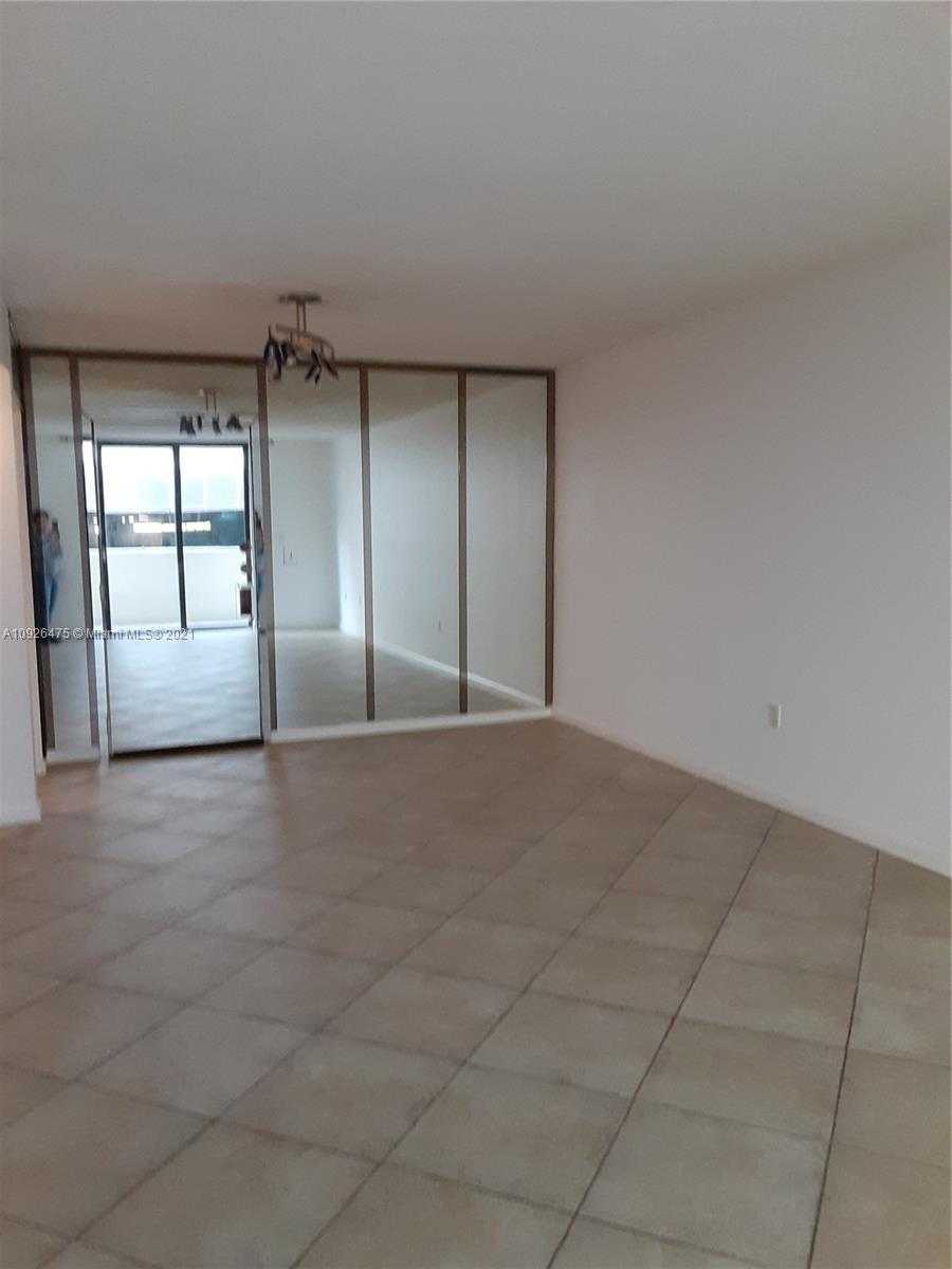 Small Image of 1621 COLLINS AVE #208, Miami Beach Number 7
