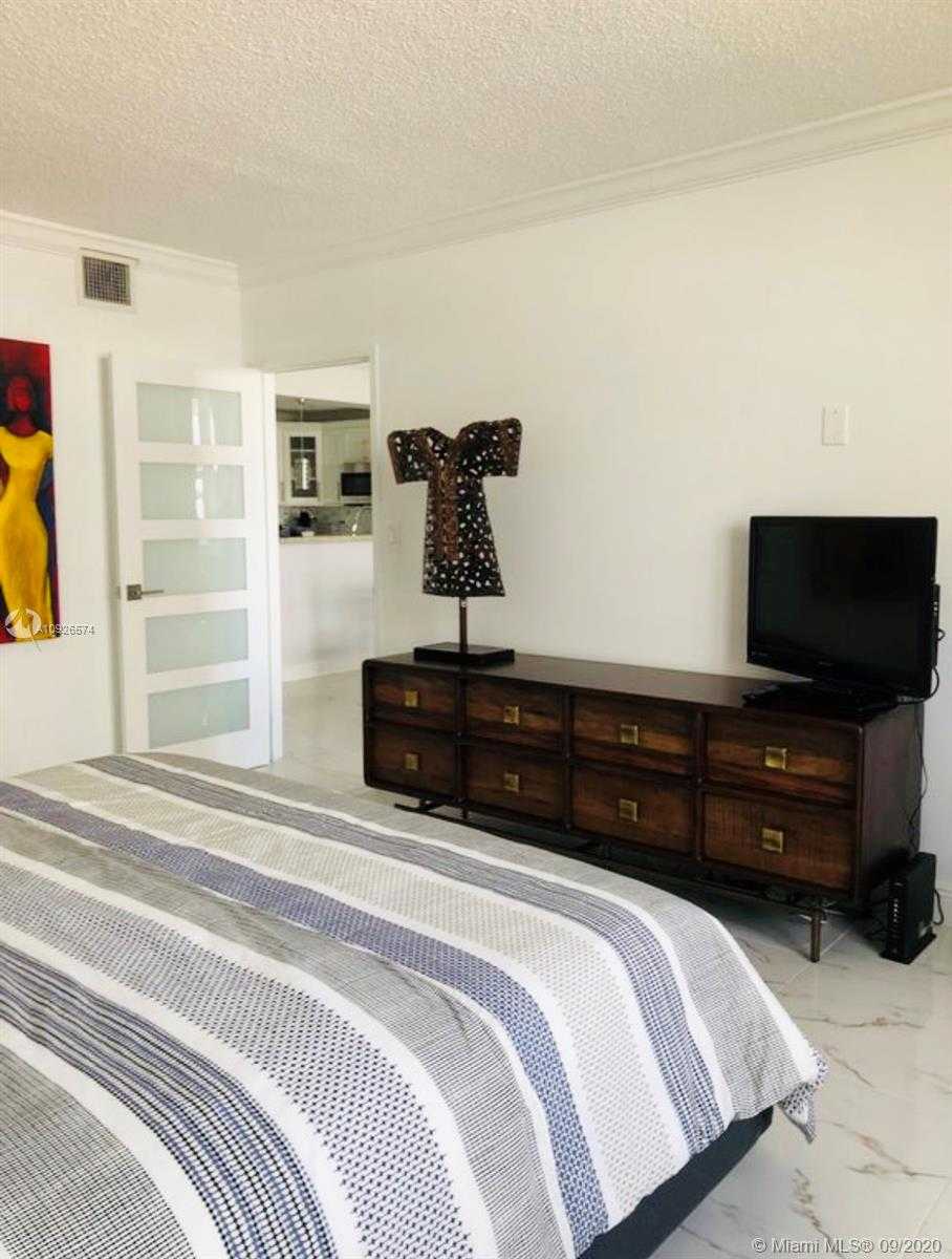 Small Image of 3725 SOUTH OCEAN DR #523, Hollywood Number 11