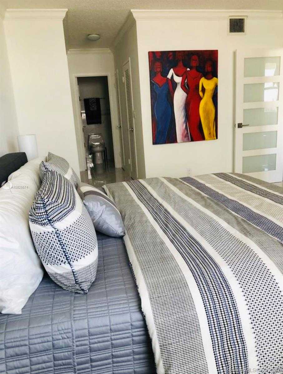 Small Image of 3725 SOUTH OCEAN DR #523, Hollywood Number 12