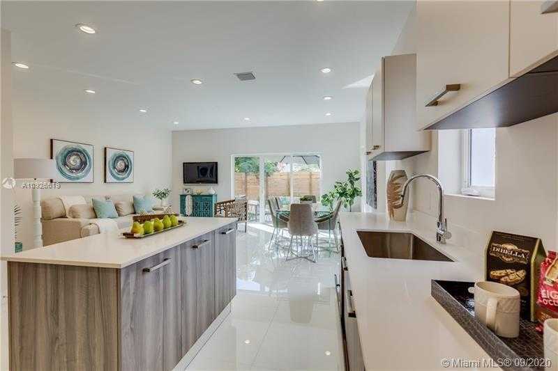 Small Image of 682 NORTH EAST 43RD ST #1, Oakland Park Number 10