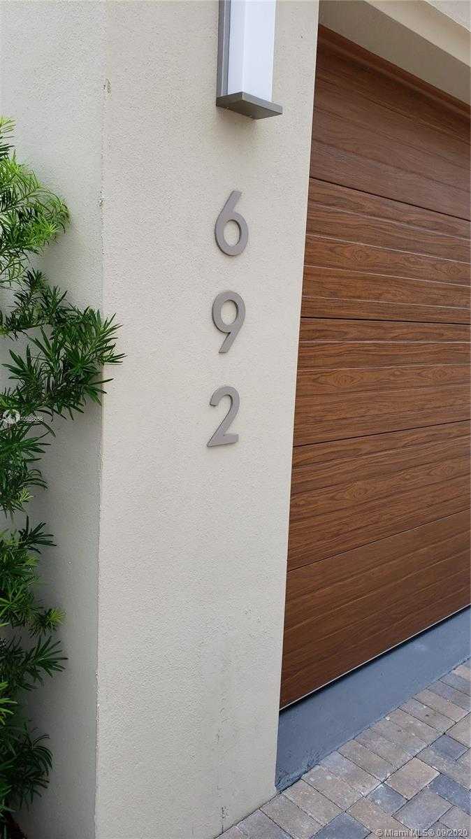 Small Image of 692 NORTH EAST 43RD ST #5, Oakland Park Number 24