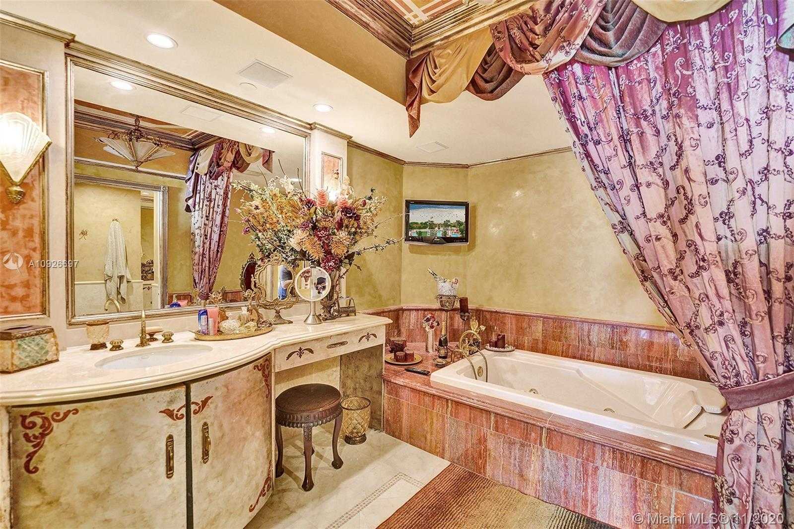 Small Image of 17875 COLLINS AVE #4003, Sunny Isles Beach Number 32