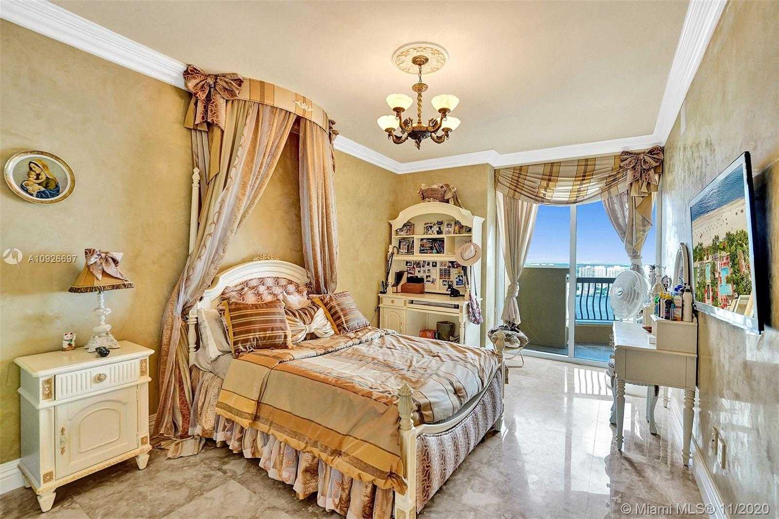 Small Image of 17875 COLLINS AVE #4003, Sunny Isles Beach Number 36