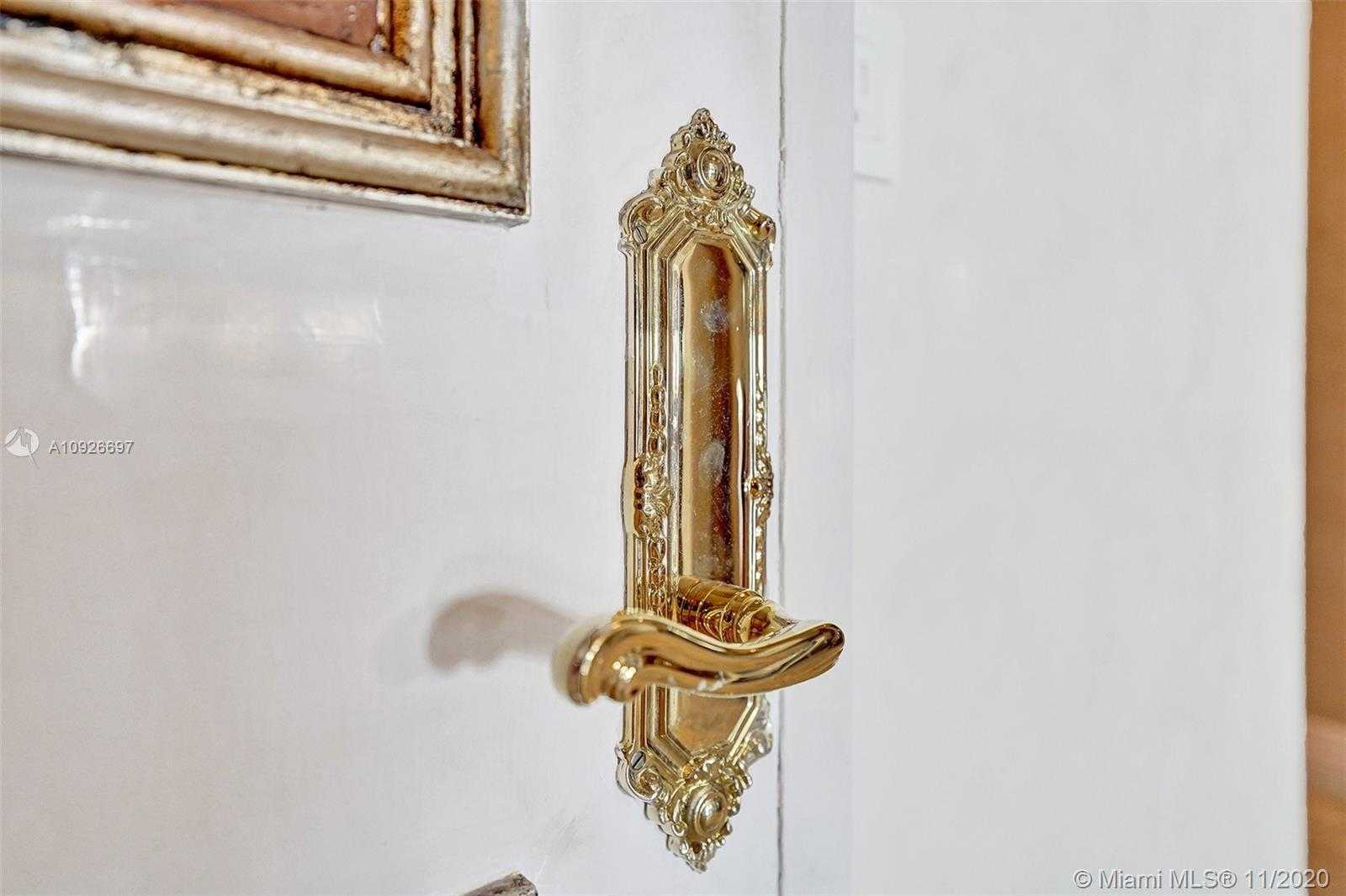 Small Image of 17875 COLLINS AVE #4003, Sunny Isles Beach Number 6