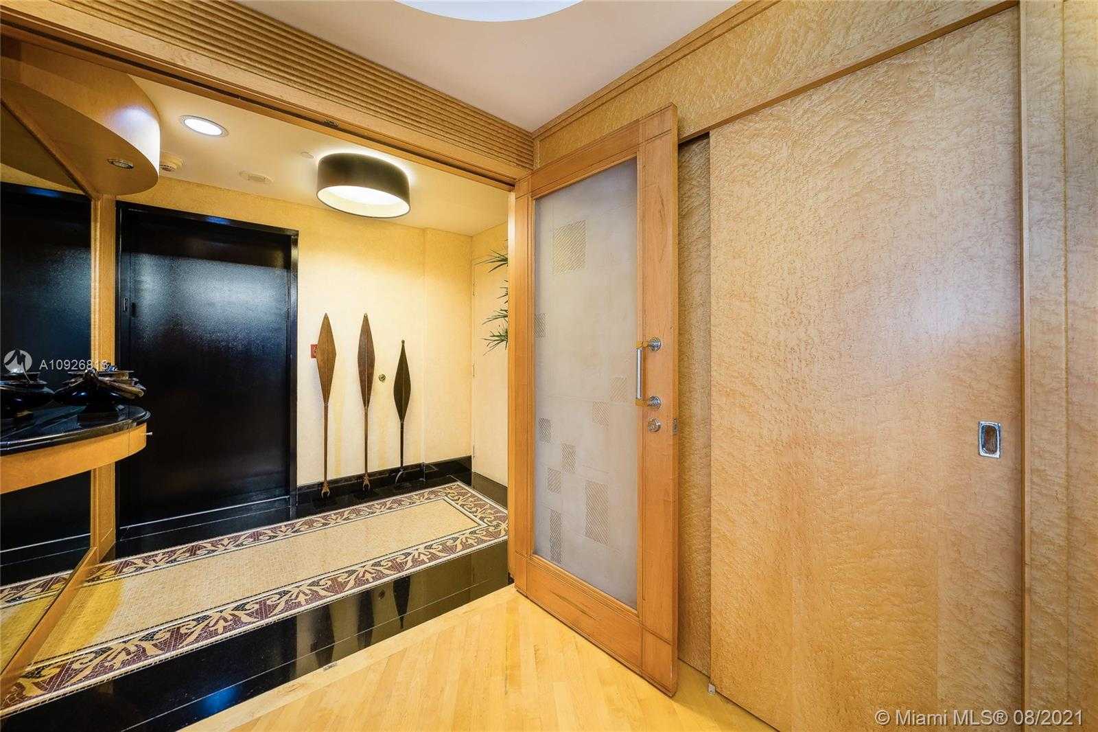 Small Image of 9601 COLLINS #902, Bal Harbour Number 3