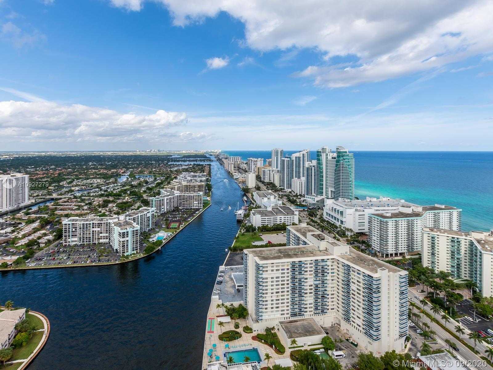 Small Image of 4010 SOUTH OCEAN DR #4102 (Lower PH), Hollywood Number 44