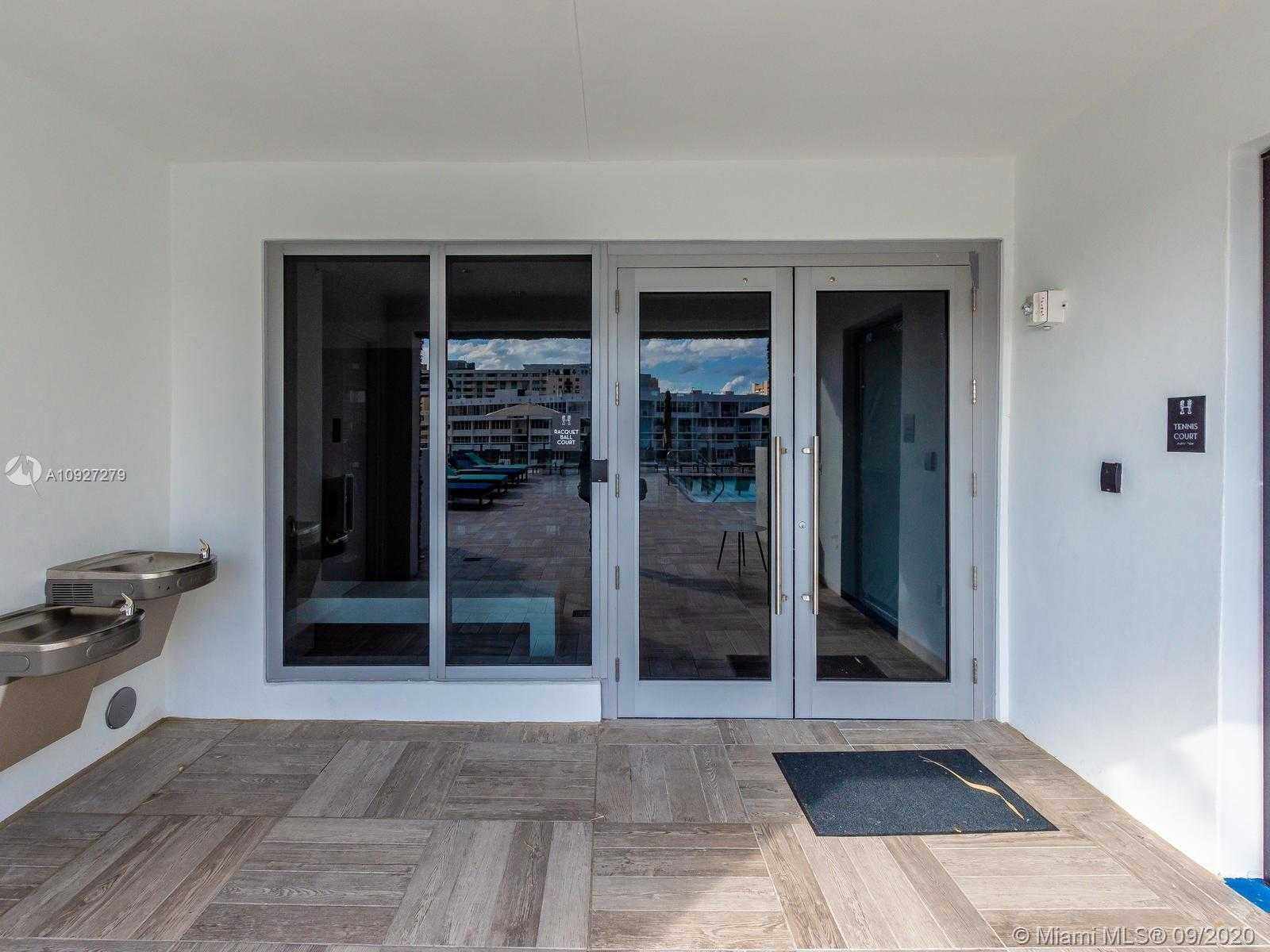 Small Image of 4010 SOUTH OCEAN DR #4102 (Lower PH), Hollywood Number 90