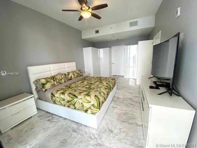 Small Image of 1010 BRICKELL AVE #4703, Miami Number 10