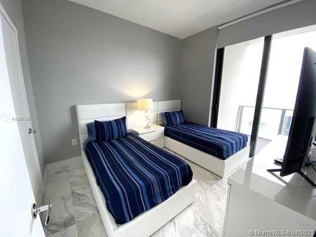 Small Image of 1010 BRICKELL AVE #4703, Miami Number 15