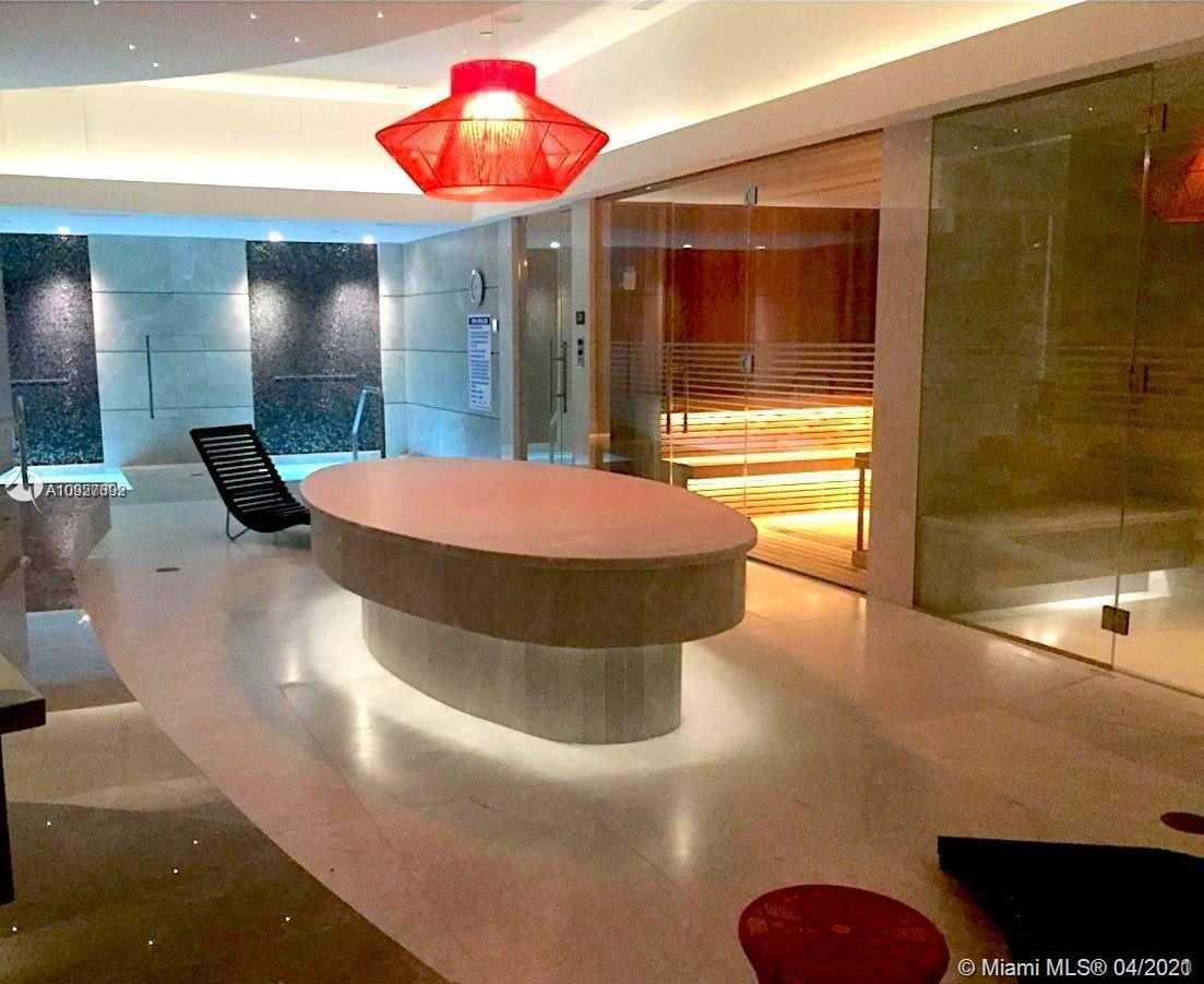 Small Image of 1010 BRICKELL AVE #4703, Miami Number 26