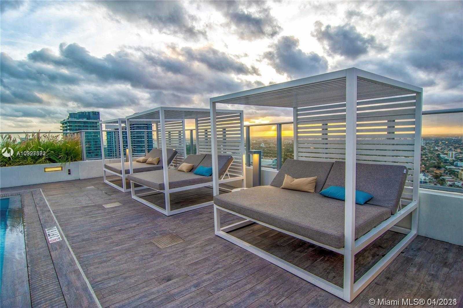 Small Image of 1010 BRICKELL AVE #4703, Miami Number 37