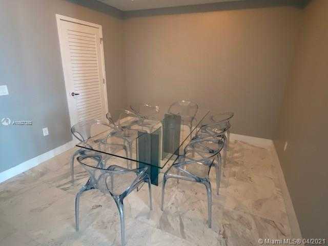 Small Image of 1010 BRICKELL AVE #4703, Miami Number 6