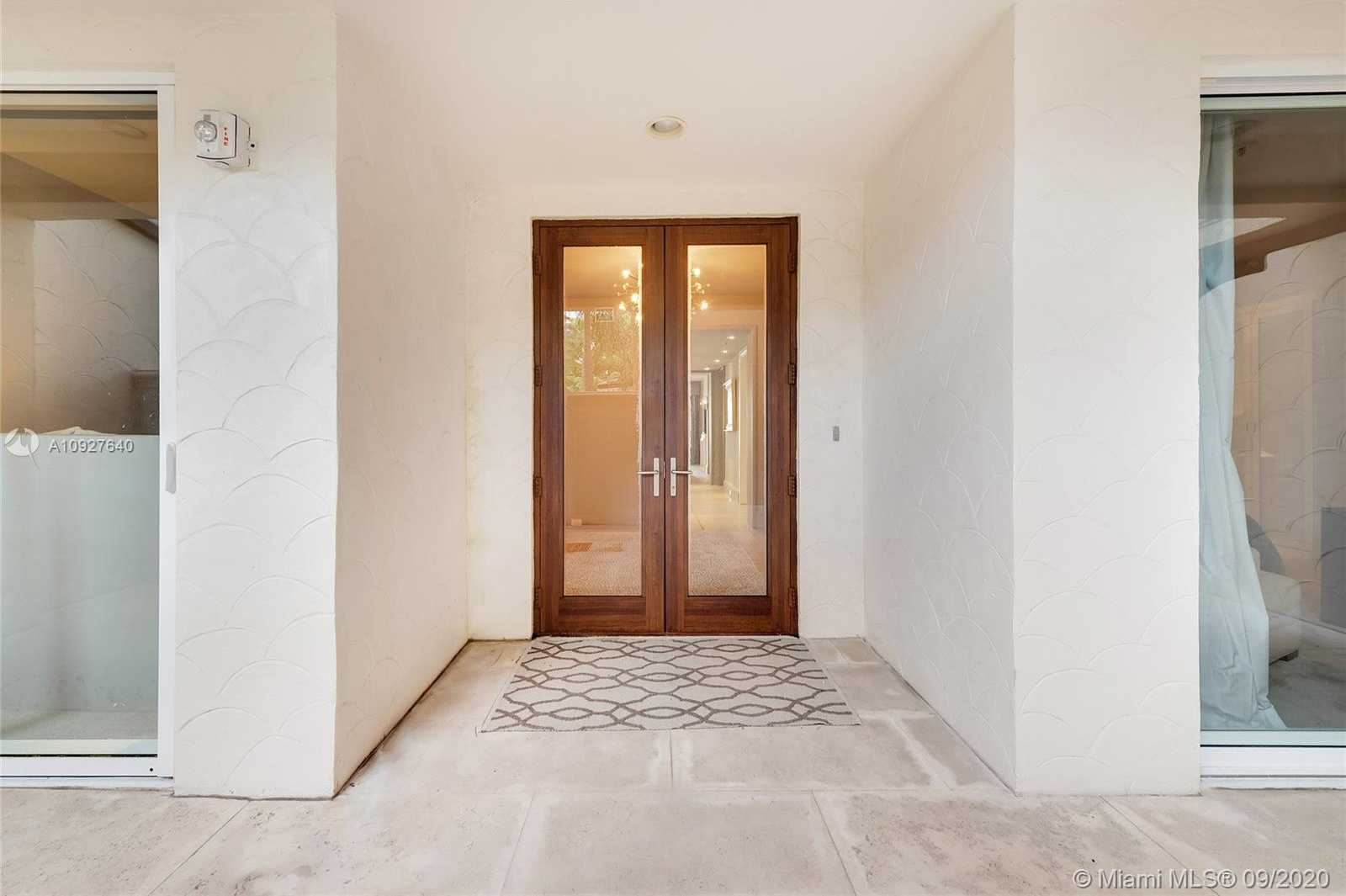 Small Image of 2415 FISHER ISLAND DR #5105, Miami Beach Number 34
