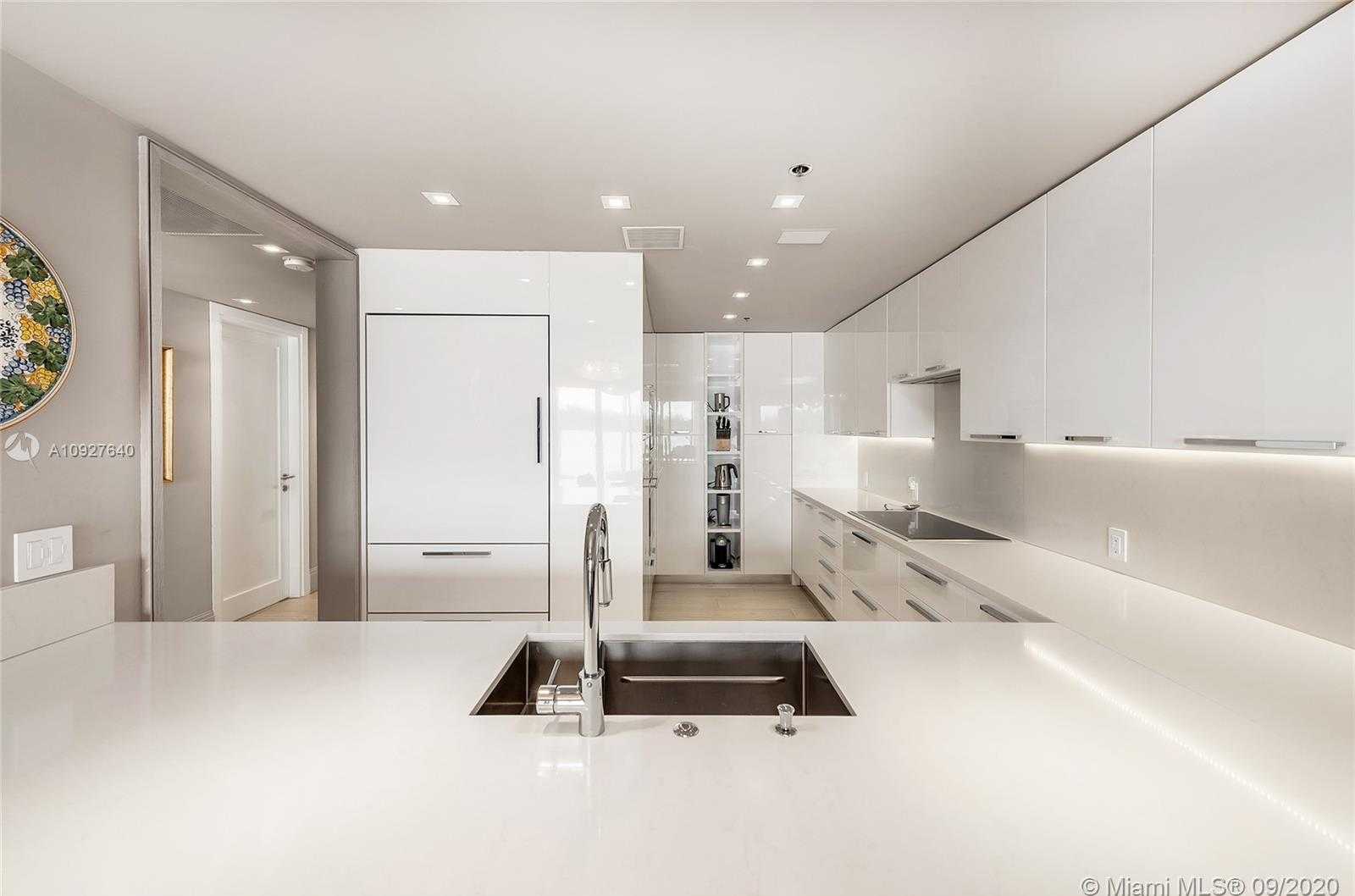 Small Image of 2415 FISHER ISLAND DR #5105, Miami Beach Number 7