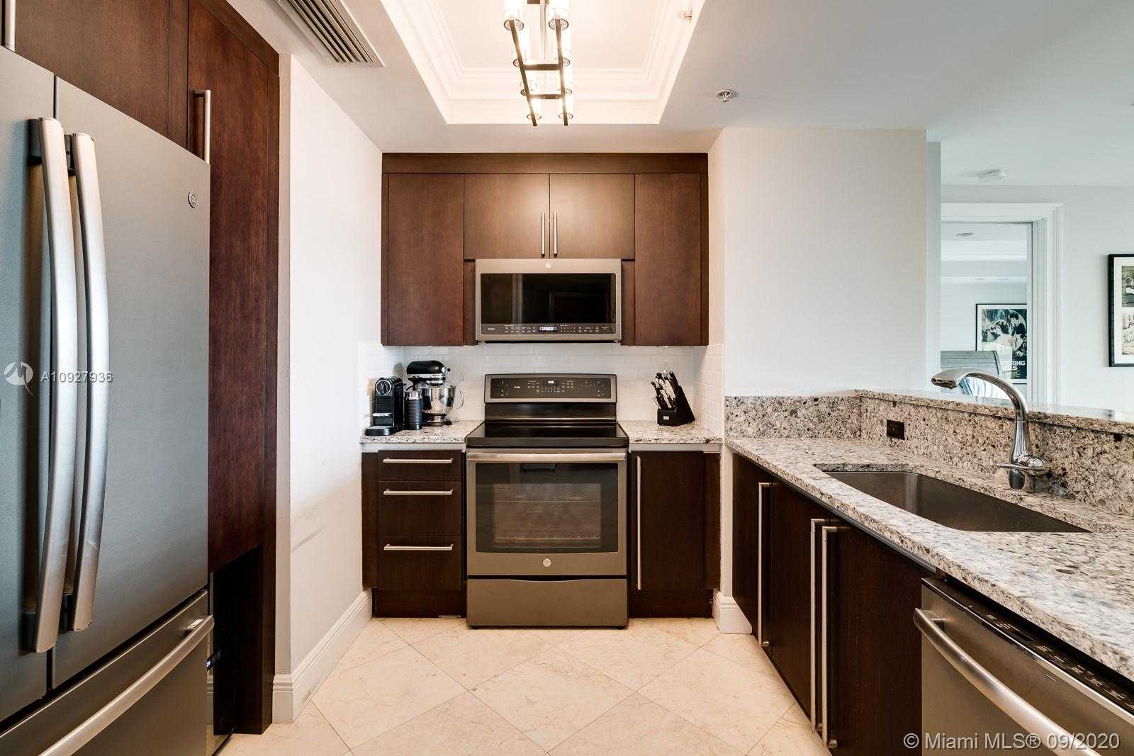 Small Image of 3400 SOUTH WEST 27TH AVE #402, Miami Number 4