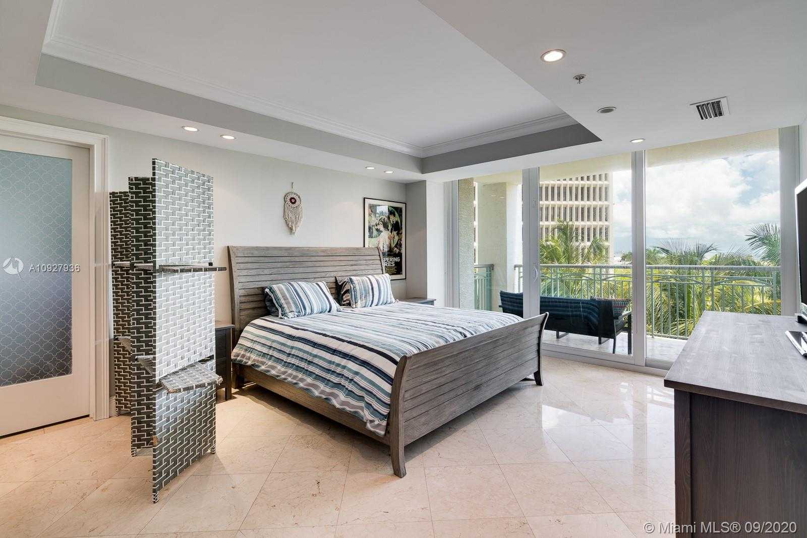 Small Image of 3400 SOUTH WEST 27TH AVE #402, Miami Number 6