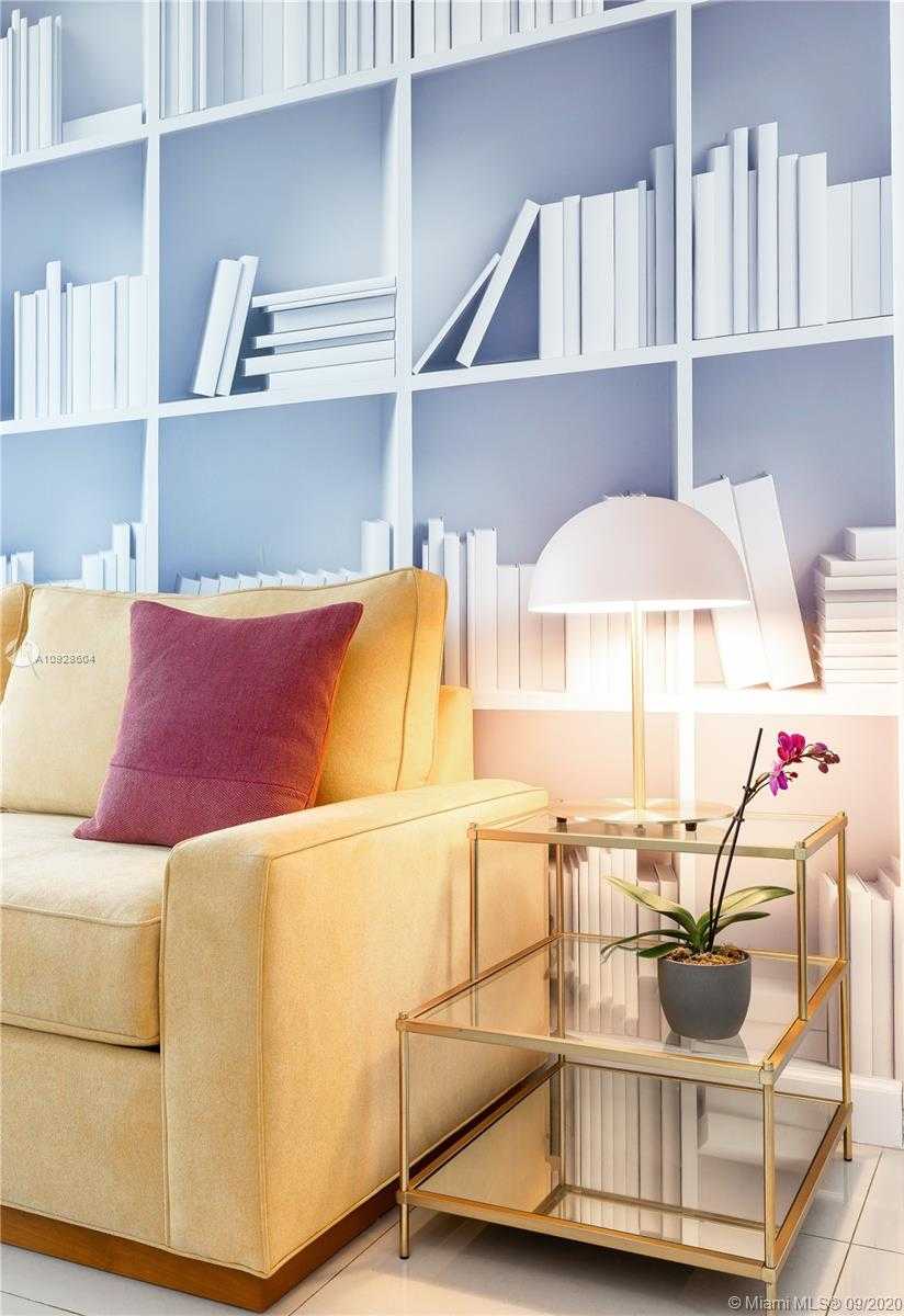 Small Image of 485 BRICKELL AVE #3401, Miami Number 6