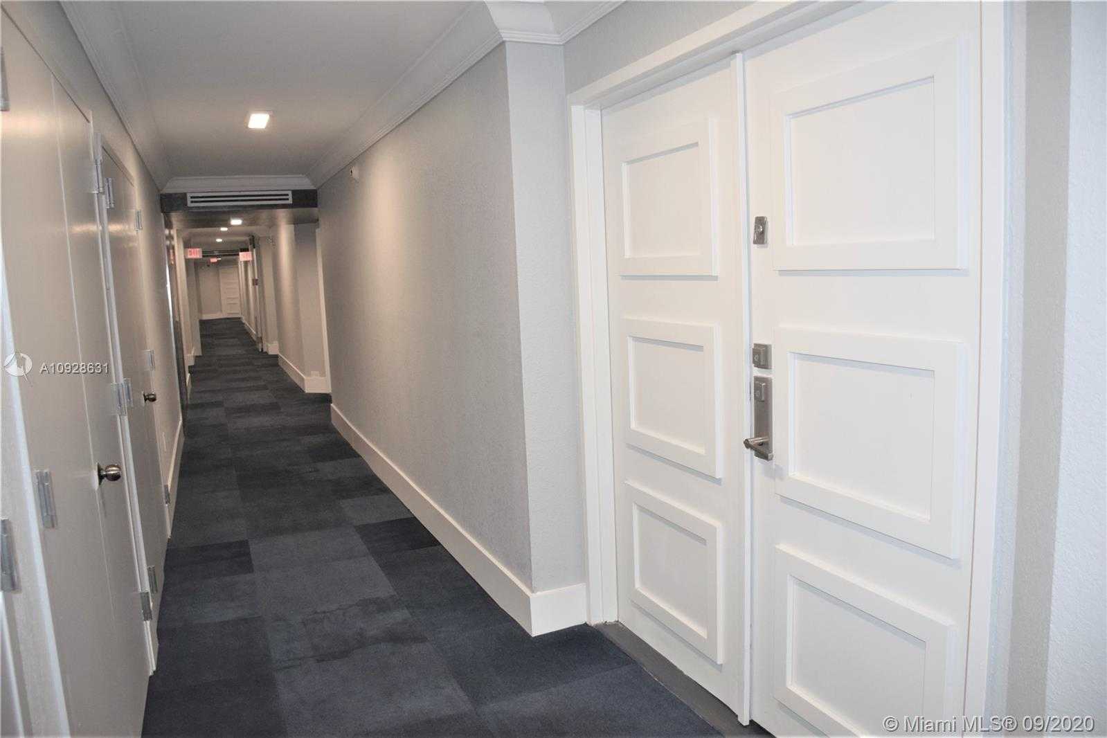 Small Image of 6423 COLLINS AVE #701, Miami Beach Number 12