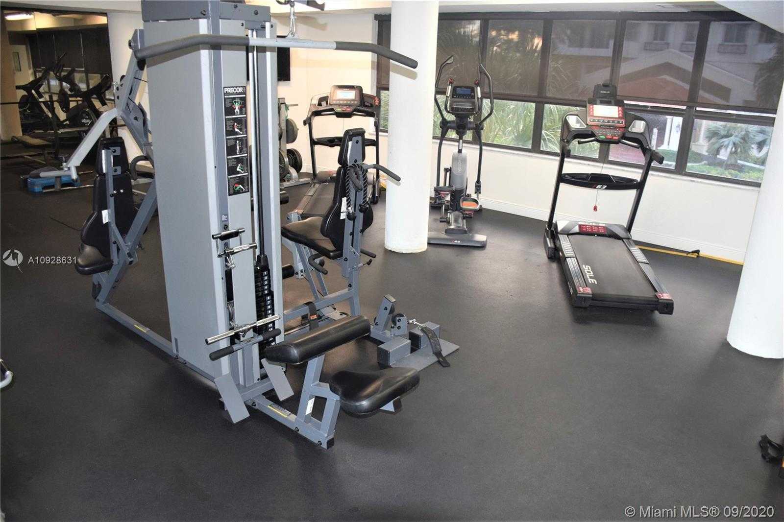 Small Image of 6423 COLLINS AVE #701, Miami Beach Number 20