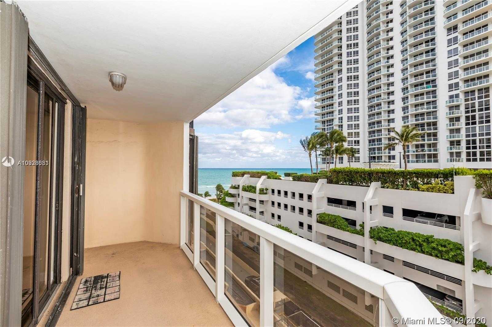 Small Image of 6423 COLLINS AVE #701, Miami Beach Number 23