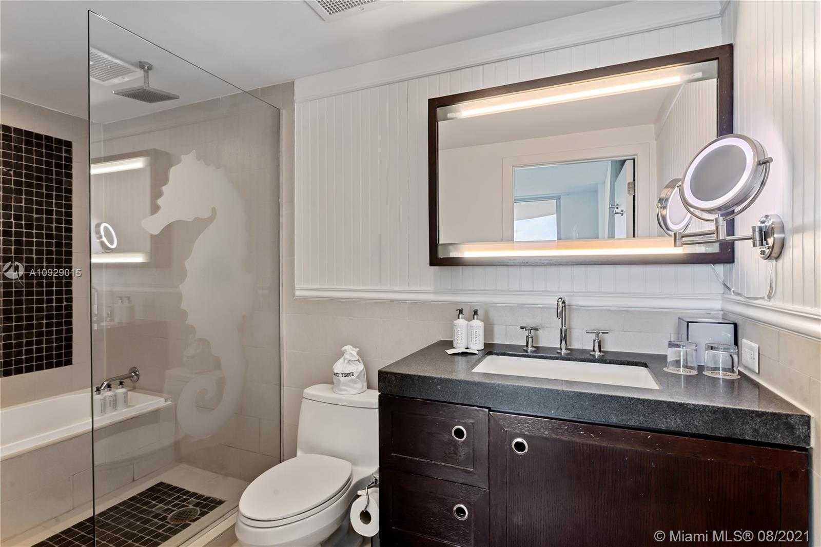Small Image of 17315 Collins Ave, Sunny Isles Beach, FL 33160, USA Number 9