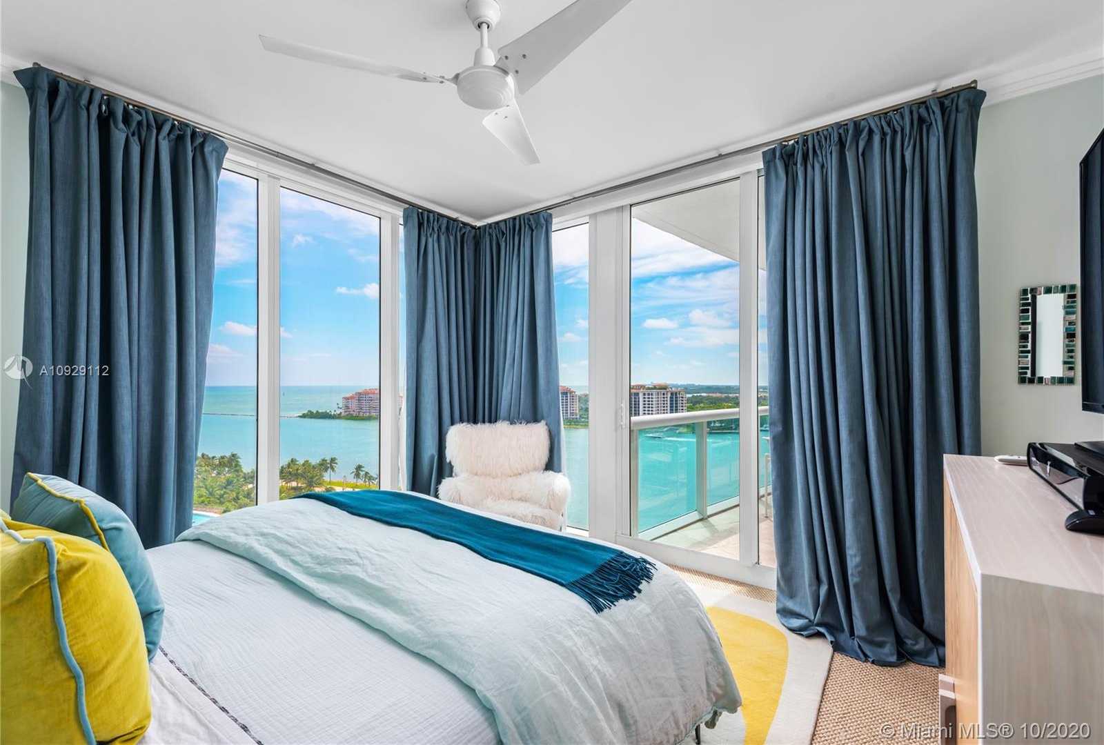 Small Image of 1000 South Pointe Dr, Miami Beach, FL 33139, USA Number 7