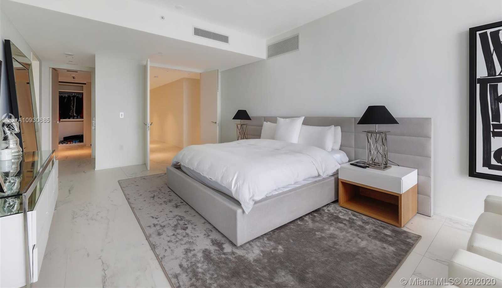 Small Image of 1000 BISCAYNE BLVD #2902, Miami Number 19