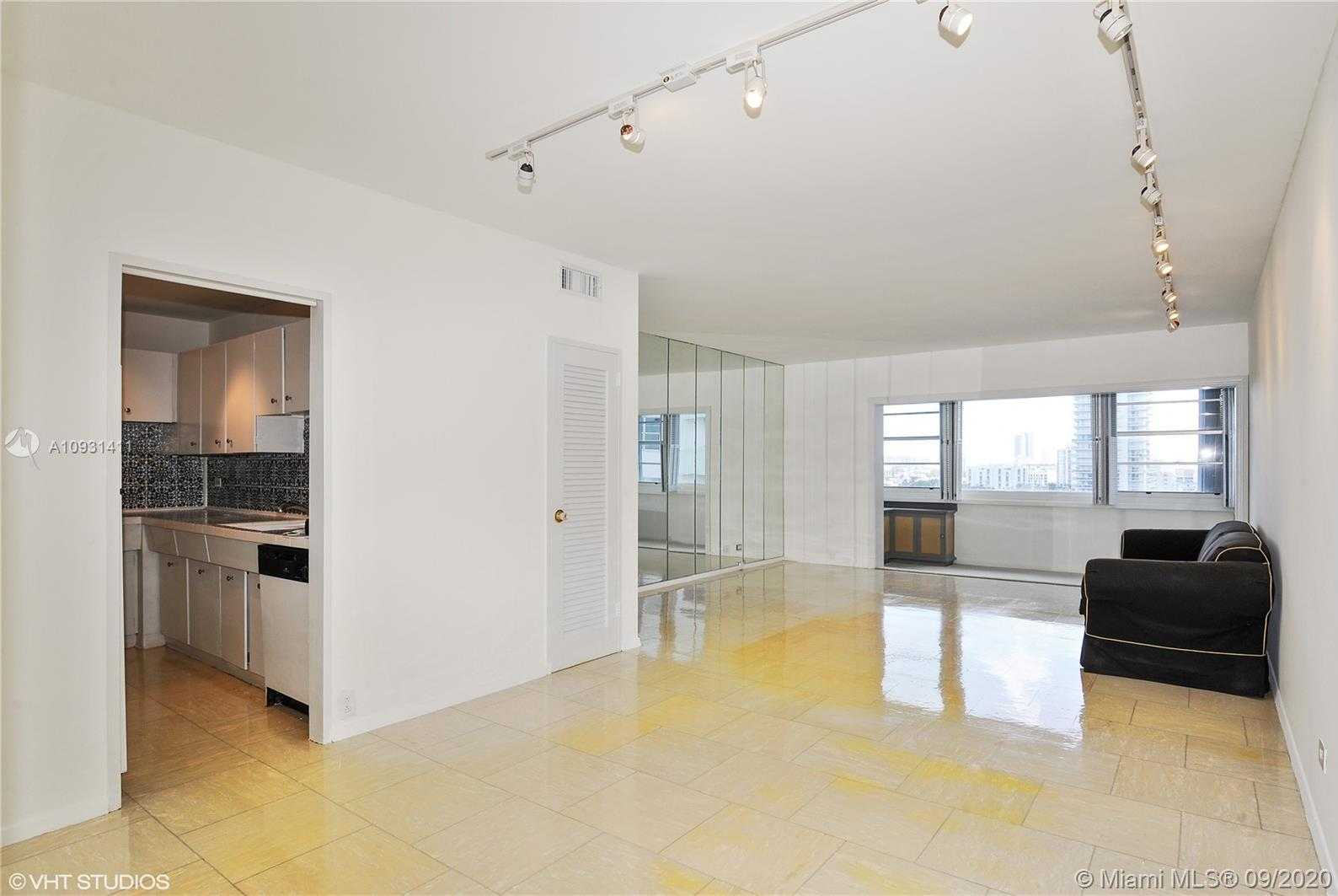 Small Image of 3 ISLAND AVE #9J, Miami Beach Number 2