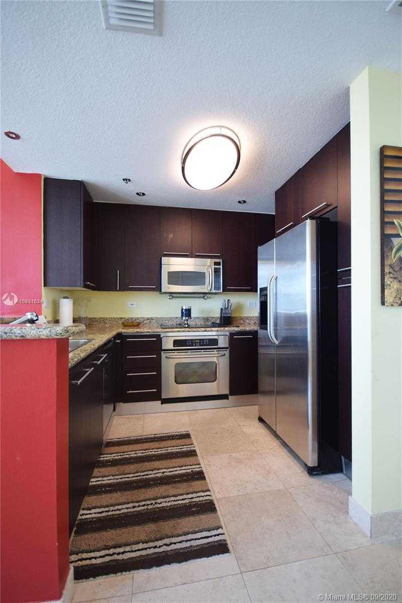Small Image of 6515 COLLINS AVE #1407, Miami Beach Number 5