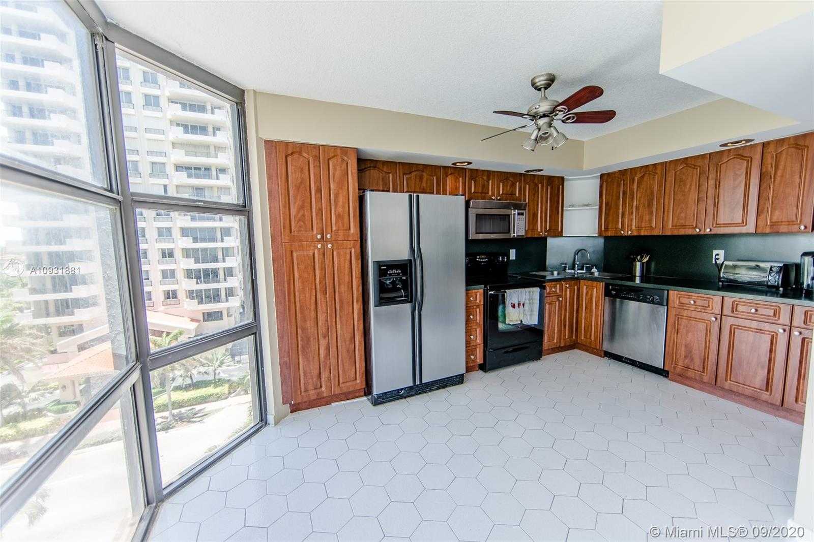 Small Image of 6423 COLLINS AVE #601, Miami Beach Number 21