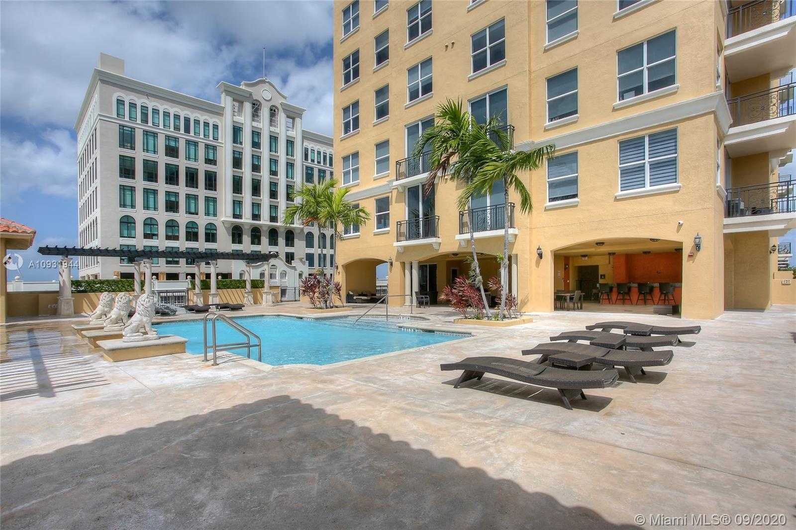 Small Image of 1607 PONCE DE LEON BLVD #8F, Coral Gables Number 17