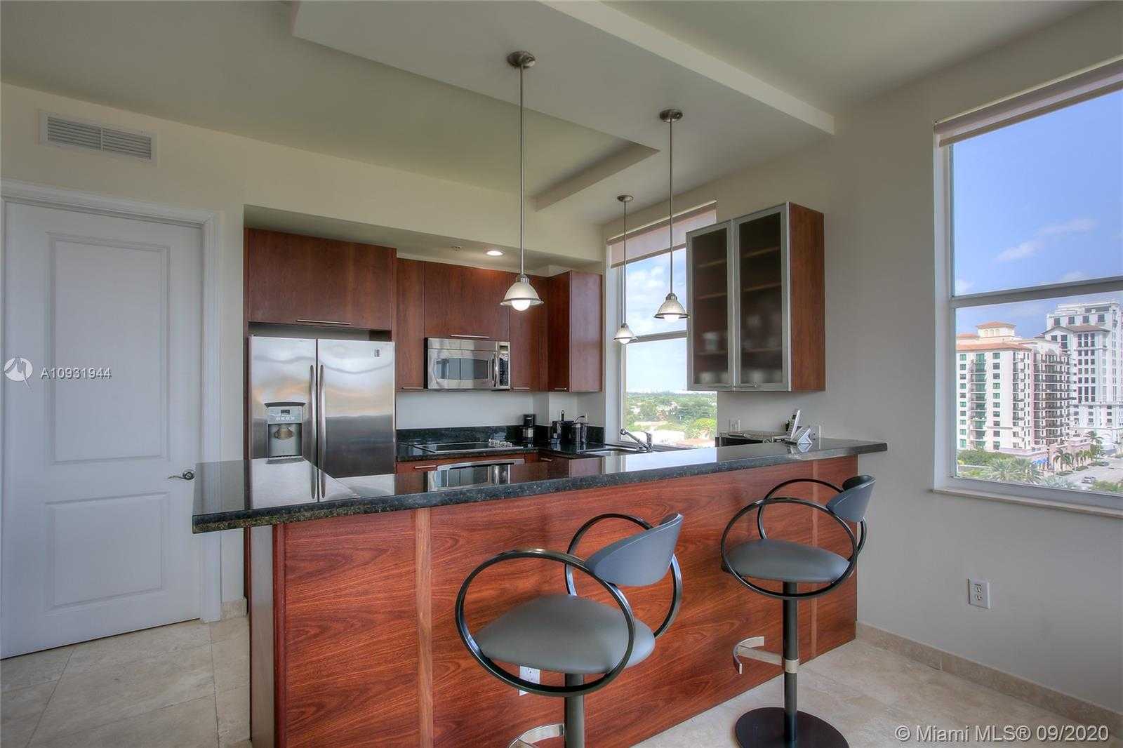 Small Image of 1607 PONCE DE LEON BLVD #8F, Coral Gables Number 5