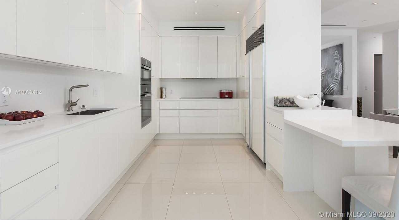 Small Image of 10101 COLLINS AVE #19B, Bal Harbour Number 7