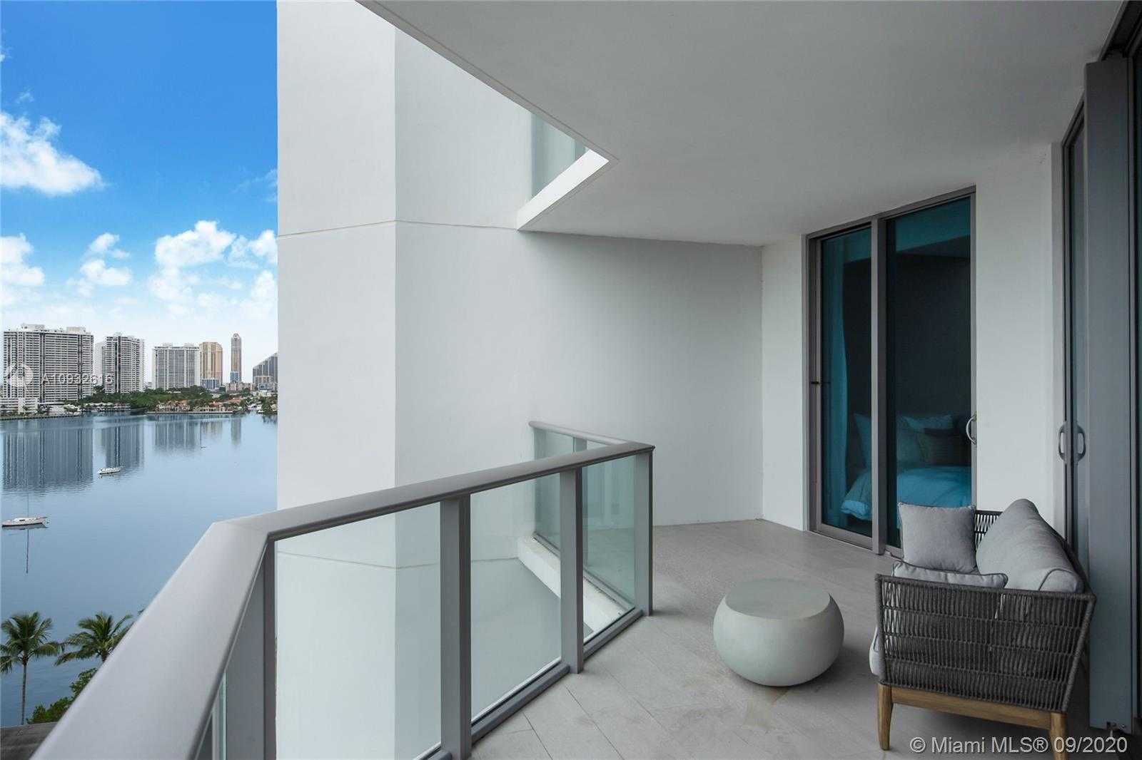 Small Image of 17301 BISCAYNE BLVD #1104, North Miami Beach Number 2