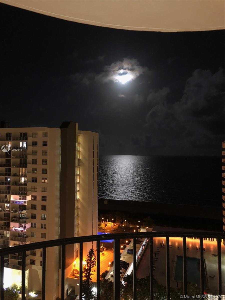 Small Image of 5660 Collins Ave, Miami Beach, FL 33140, USA Number 5