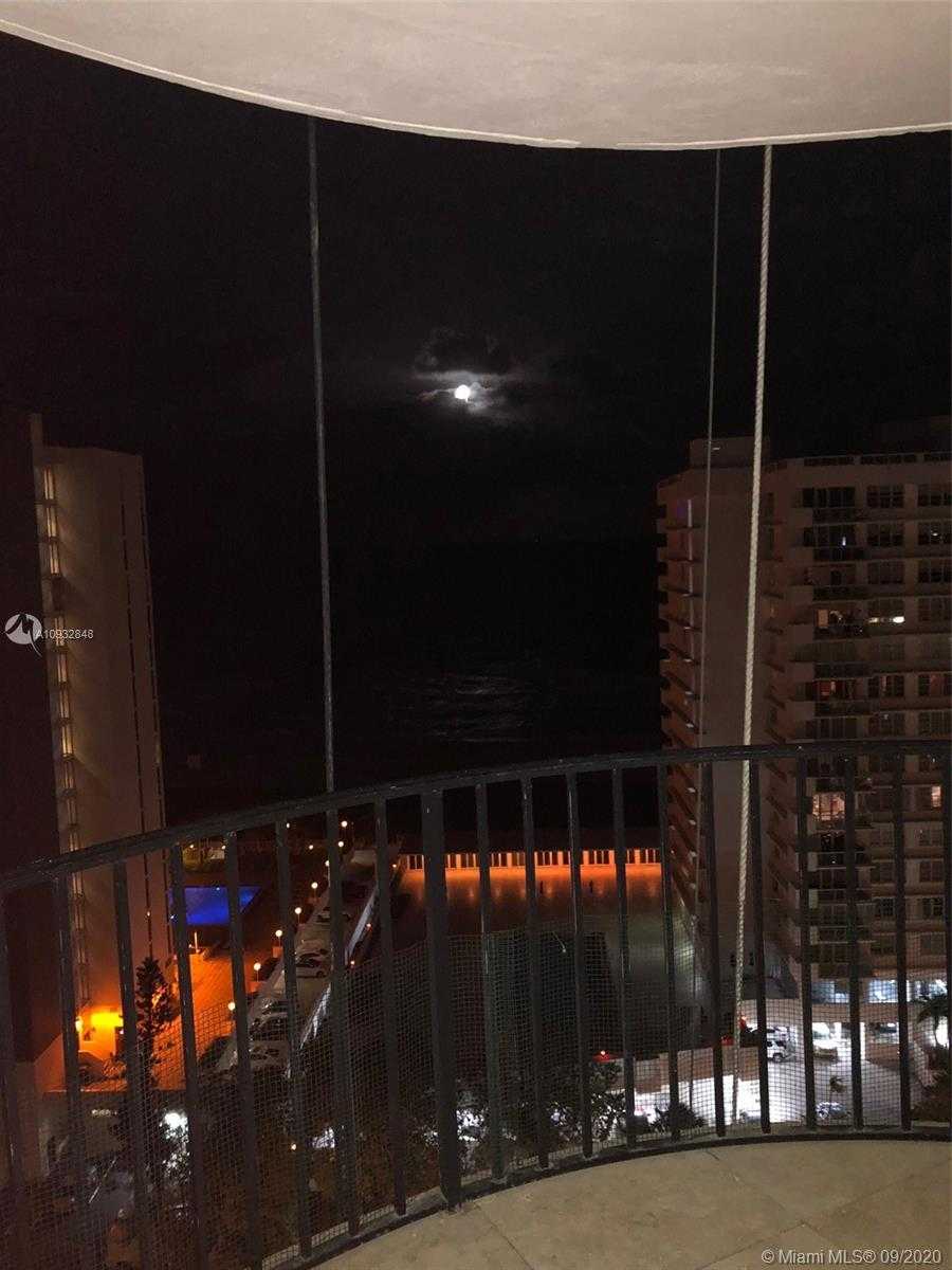 Small Image of 5660 Collins Ave, Miami Beach, FL 33140, USA Number 8