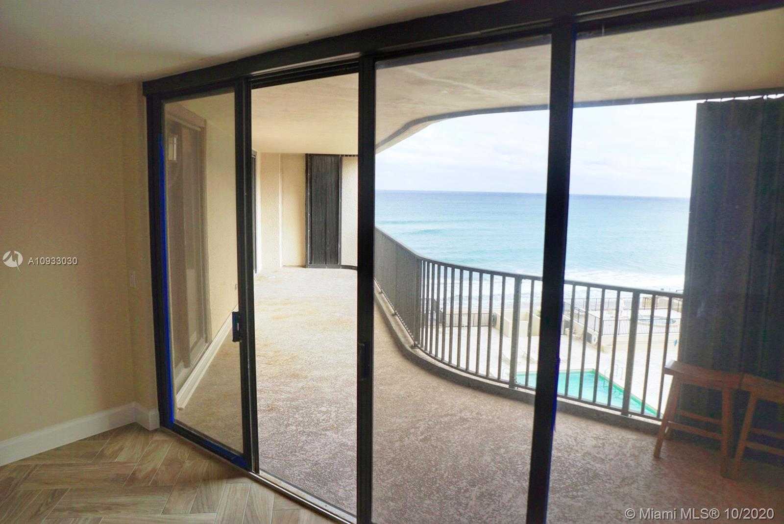 Small Image of 3610 SOUTH S OCEAN BLVD #403, South Palm Beach Number 9