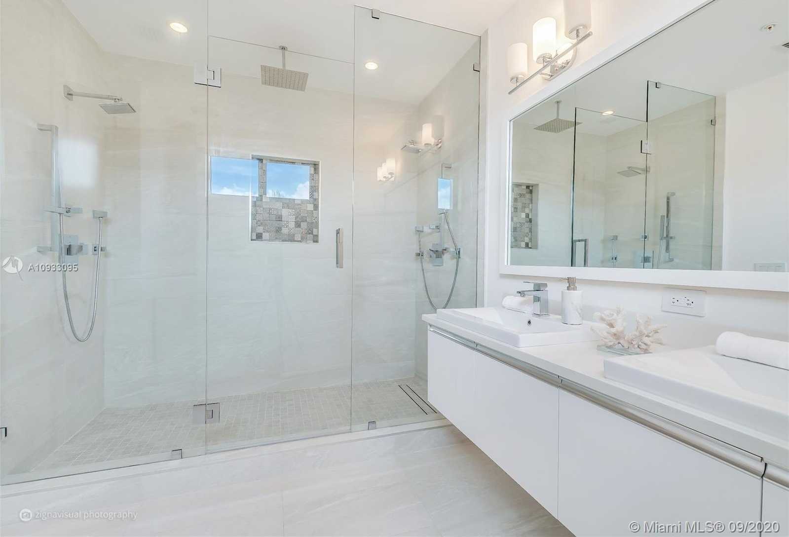 Small Image of 2949 COCONUT AVE #3, Coconut Grove Number 15