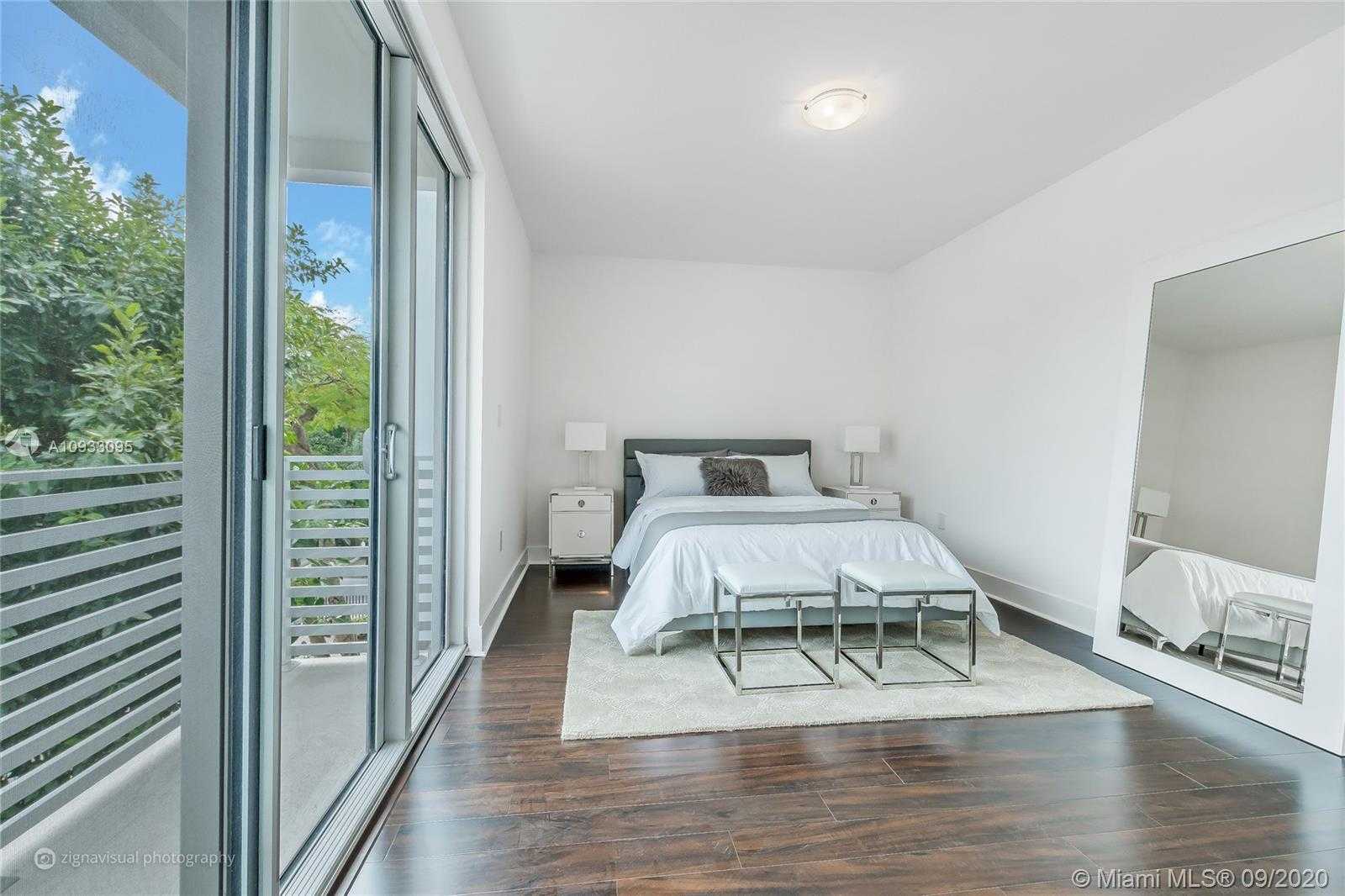 Small Image of 2949 COCONUT AVE #3, Coconut Grove Number 16