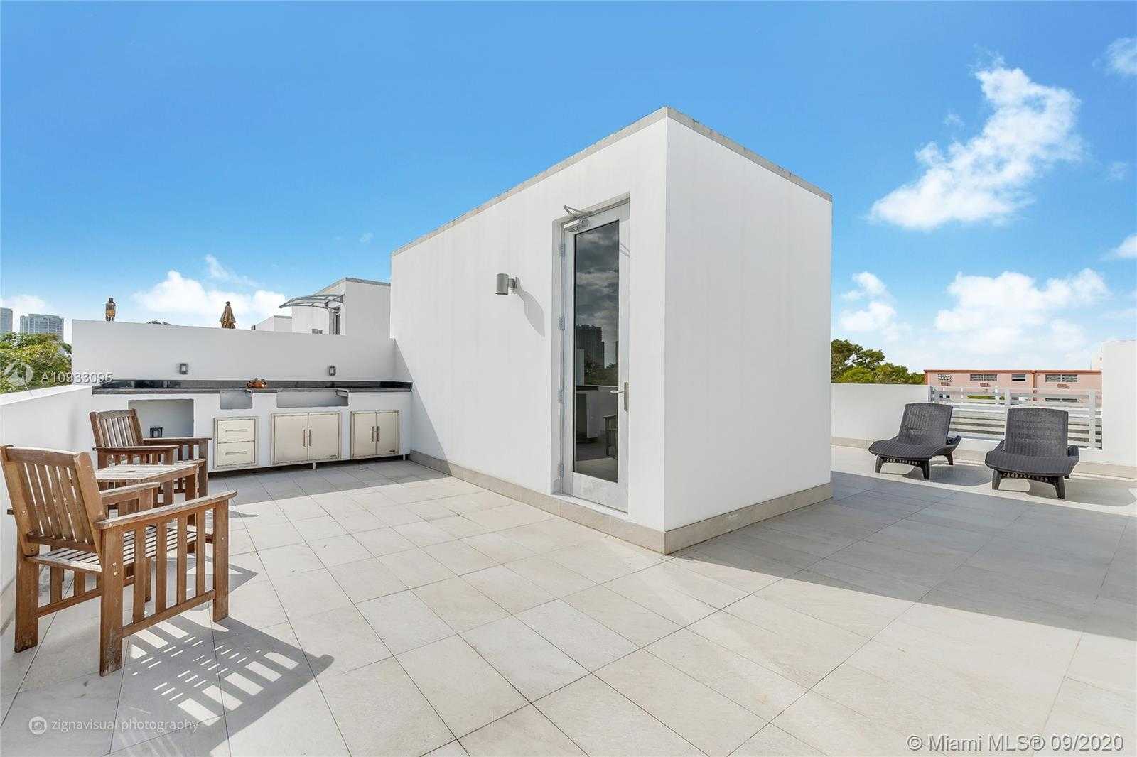 Small Image of 2949 COCONUT AVE #3, Coconut Grove Number 18